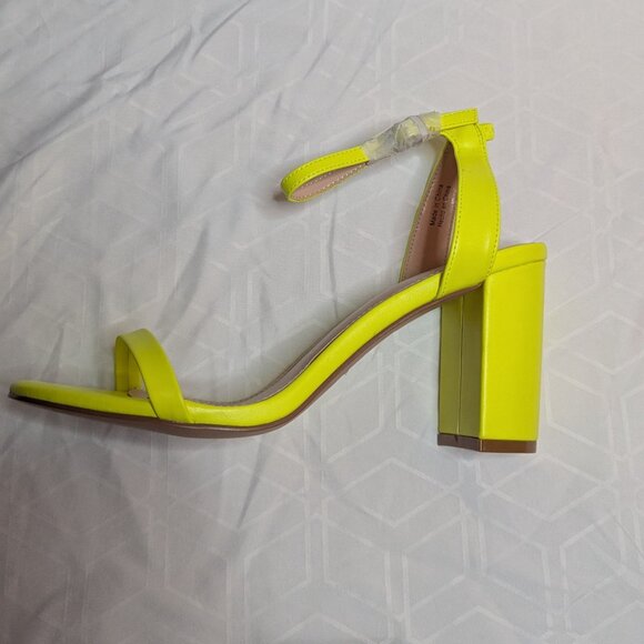 NWT Neon Yellow Block Heels - Picture 4 of 4